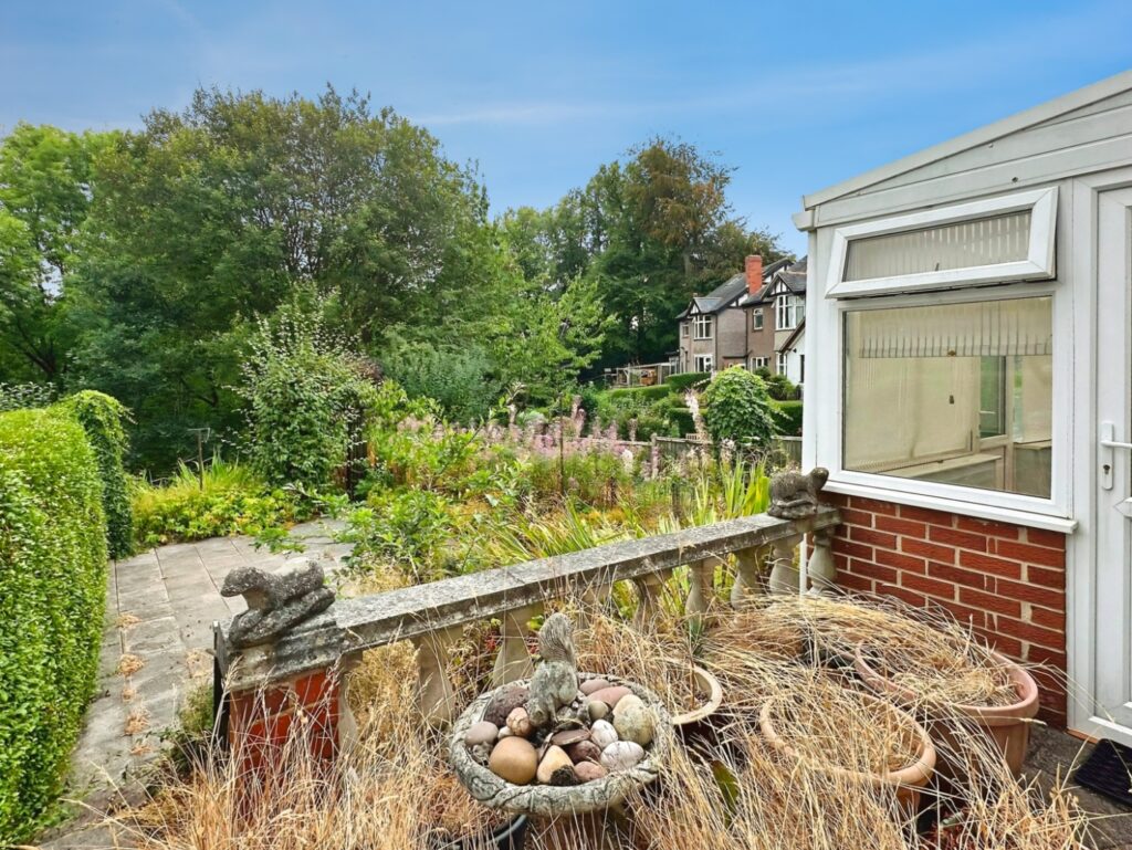 Wood Street, Leek, Staffordshire, ST13 5LX