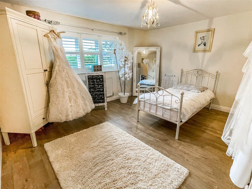 Bluebell House, Cheddleton Road, Leek, ST13 5QZ