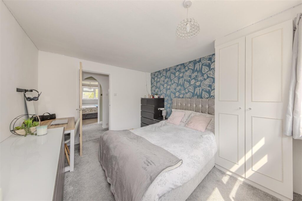 Errwood Avenue, Buxton, Derbyshire, SK17 9BD