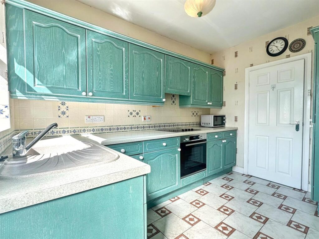 Patch Meadow Road, Cheadle, Staffordshire, ST10 1PX