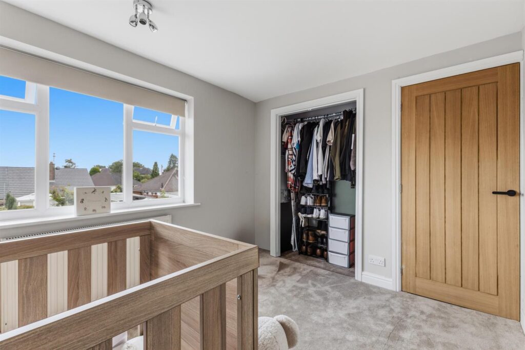 James Crescent, Werrington, Staffordshire, ST9 0DZ