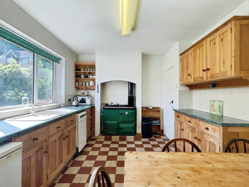 Kent Drive, Endon, Staffordshire, ST9 9EH