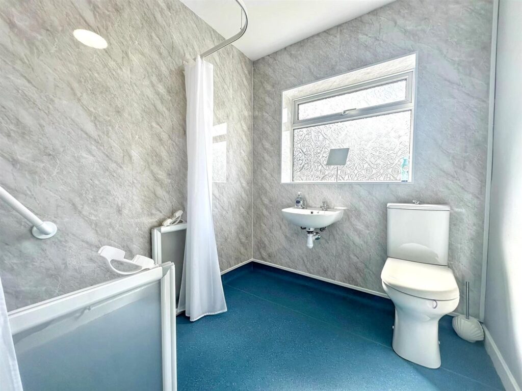 Patch Meadow Road, Cheadle, Staffordshire, ST10 1PX
