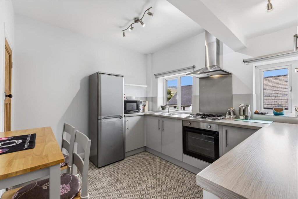 Leek Road, Buxton, Derbyshire, SK17 6UD