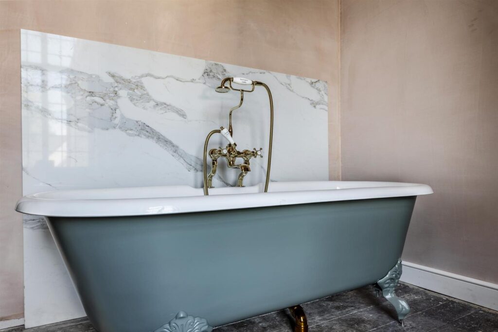 Haregate Road, Leek, Staffordshire, ST13 6PX