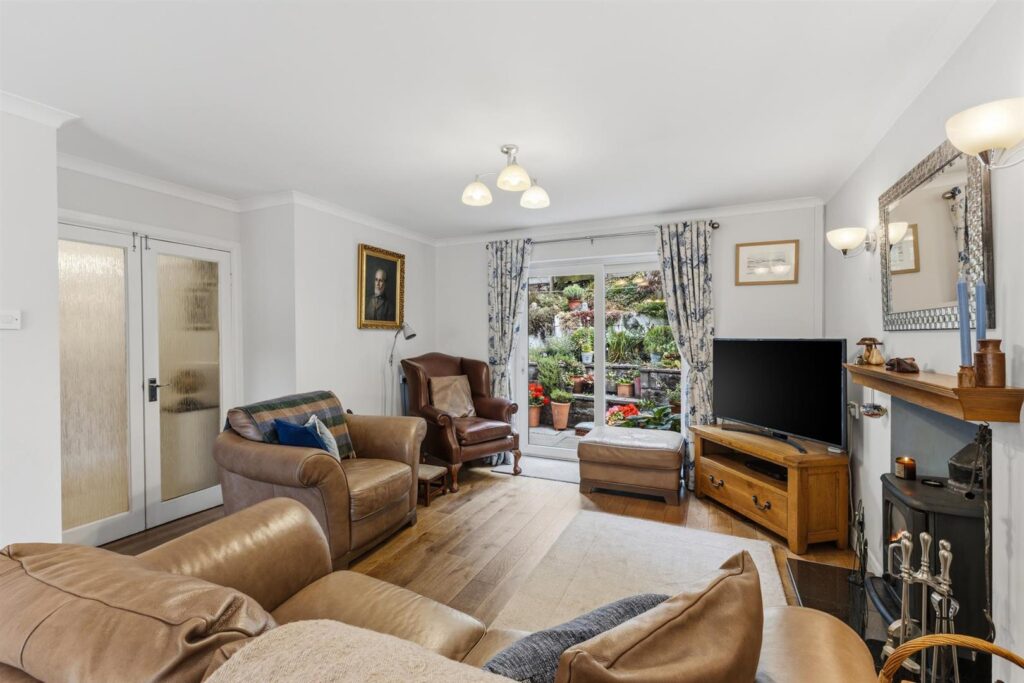 Cauldon Close, Leek, Staffordshire, ST13 5SH