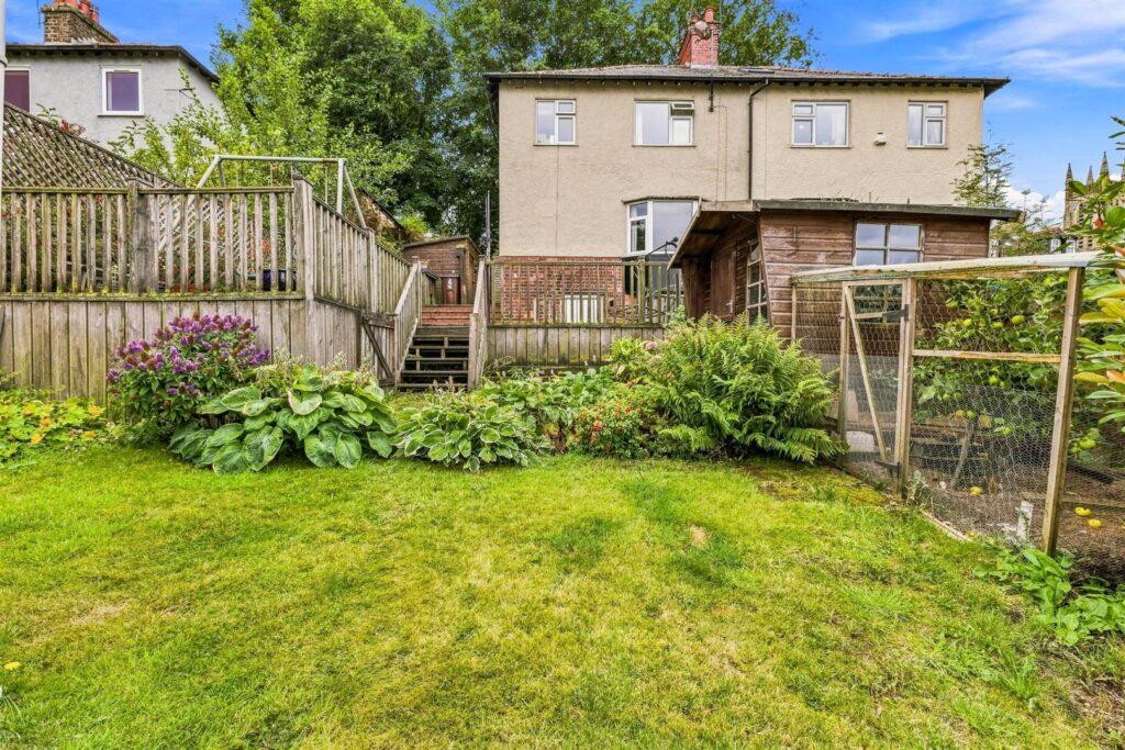 Curzon Road, Buxton, Derbyshire, SK17 6QS