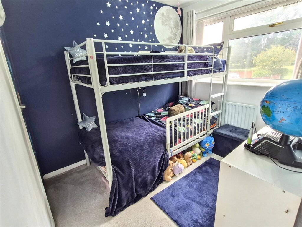 Chatsworth Drive, Werrington, Staffordshire, ST9 0PA