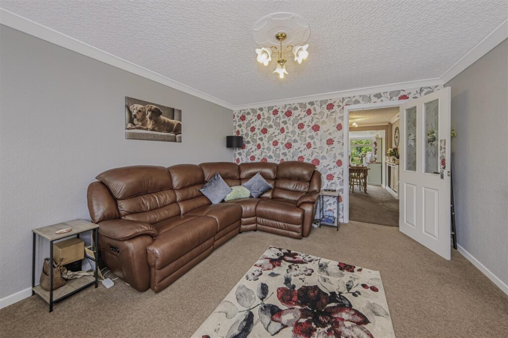 Coopers Close, Leek, Staffordshire, ST13 8JL