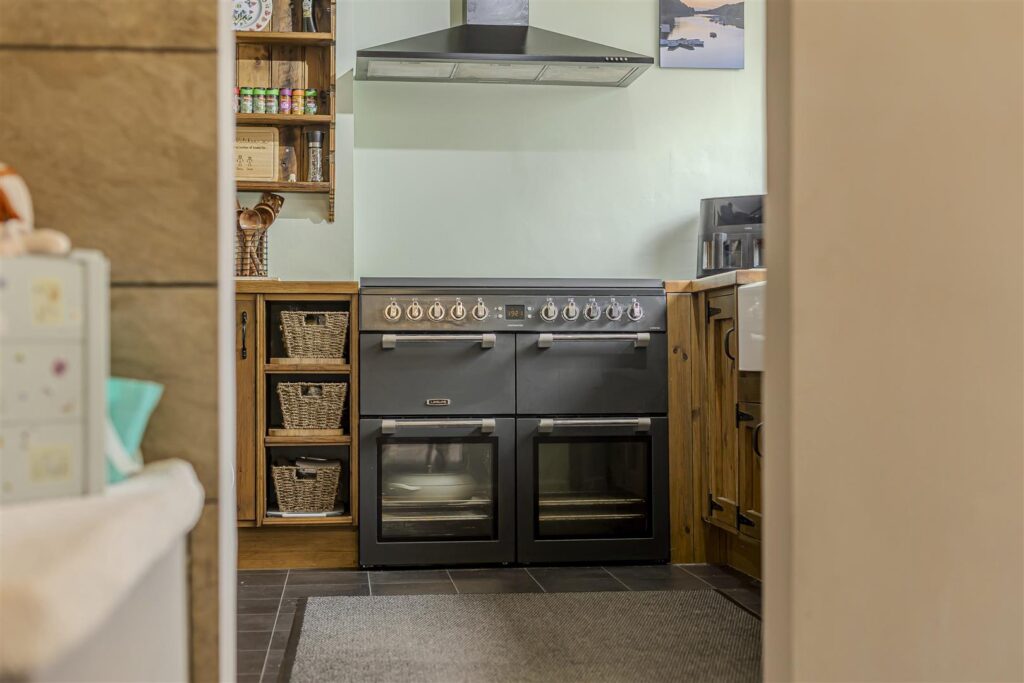 Coopers Close, Leek, Staffordshire, ST13 8JL