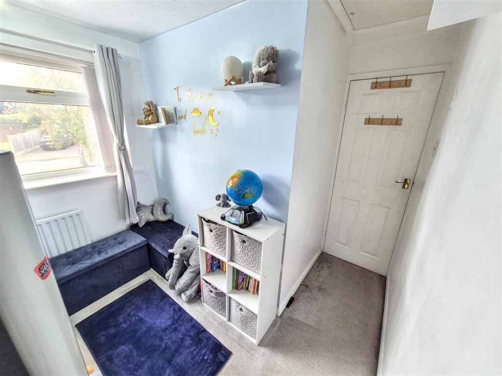 Chatsworth Drive, Werrington, Staffordshire, ST9 0PA