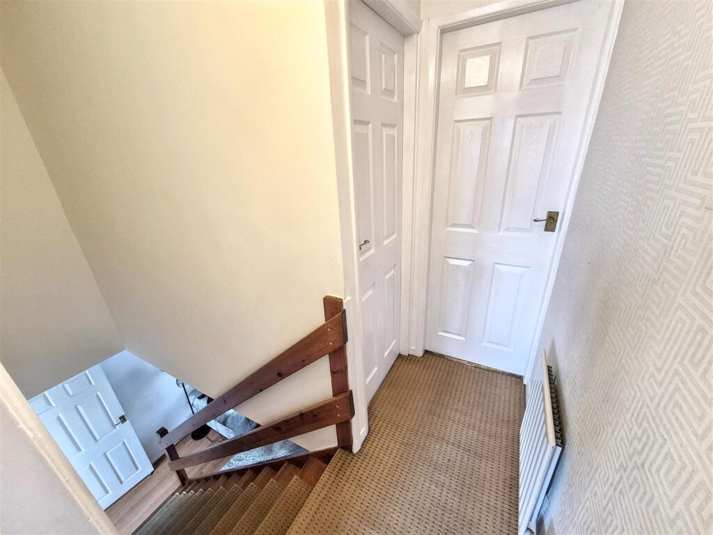 Chatsworth Drive, Werrington, Staffordshire, ST9 0PA