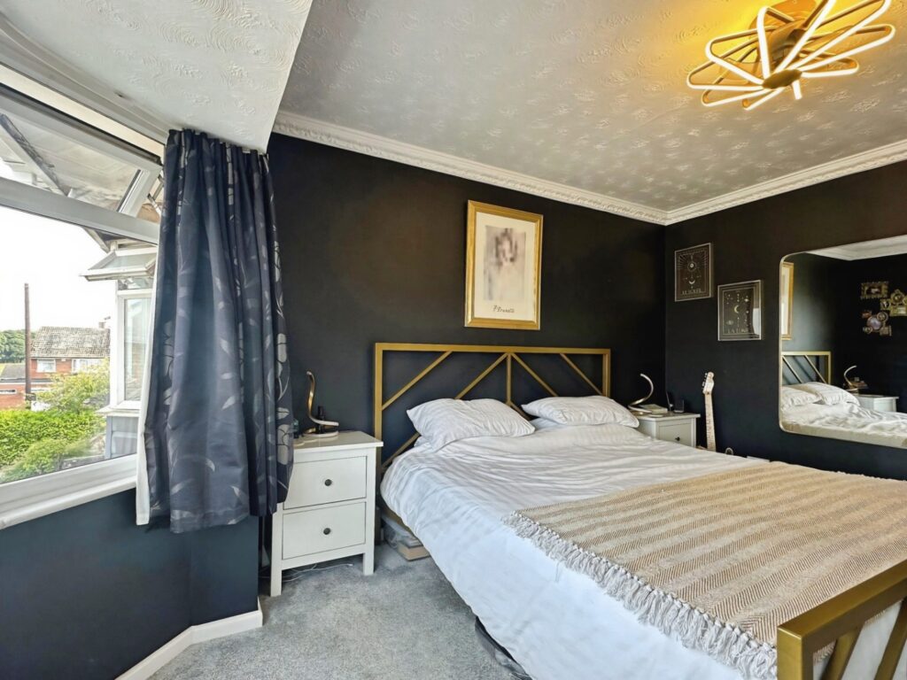 Melrose Avenue, Meir Heath, Staffordshire, ST3 7LY