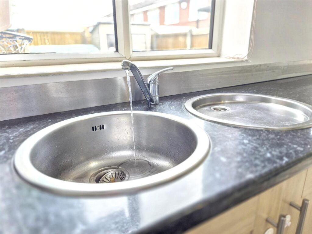 Chatsworth Drive, Werrington, Staffordshire, ST9 0PA