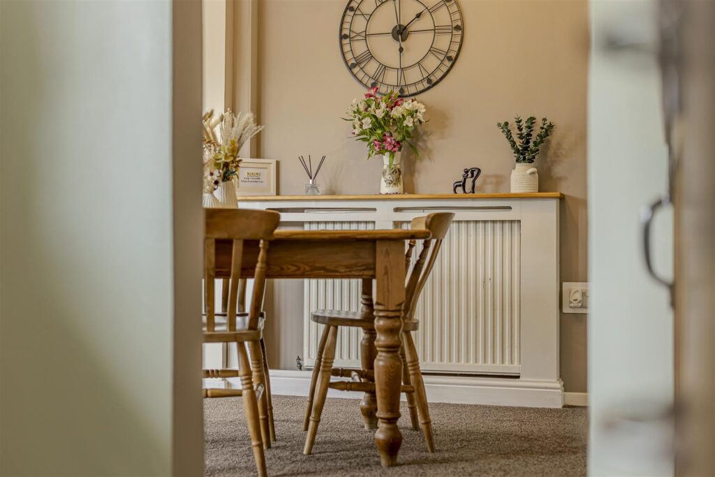 Coopers Close, Leek, Staffordshire, ST13 8JL