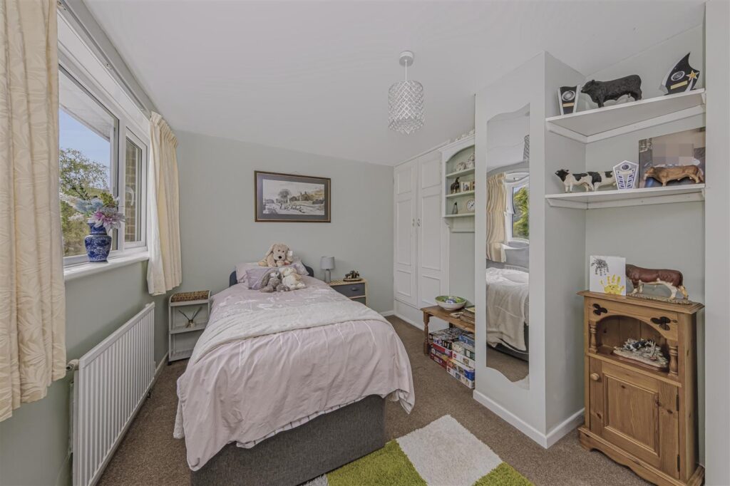Coopers Close, Leek, Staffordshire, ST13 8JL