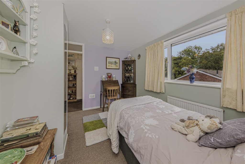 Coopers Close, Leek, Staffordshire, ST13 8JL