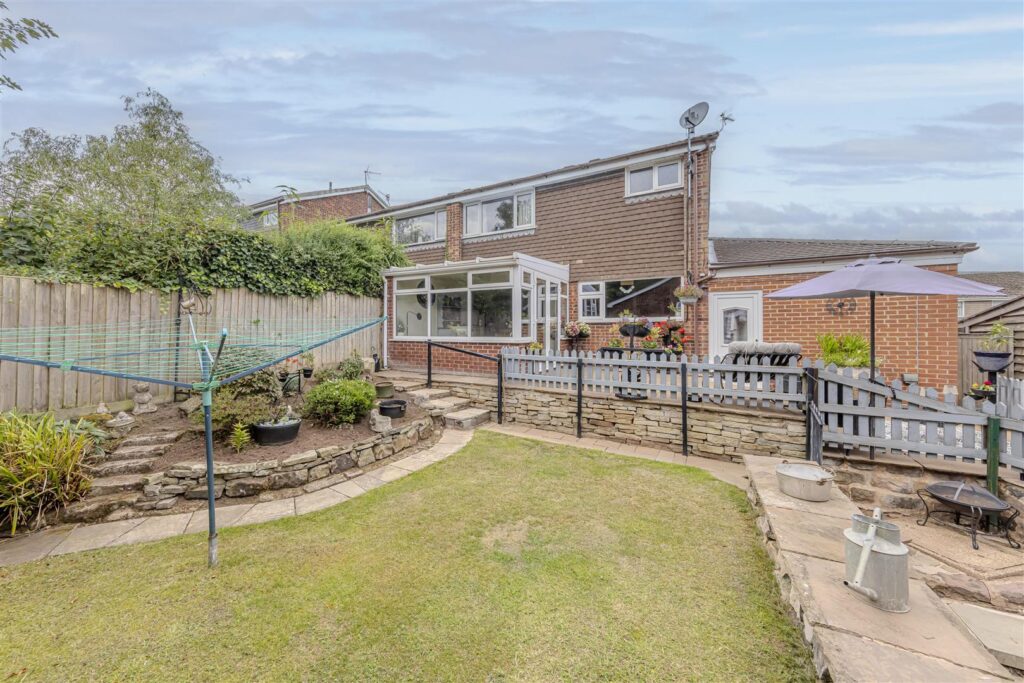 Coopers Close, Leek, Staffordshire, ST13 8JL