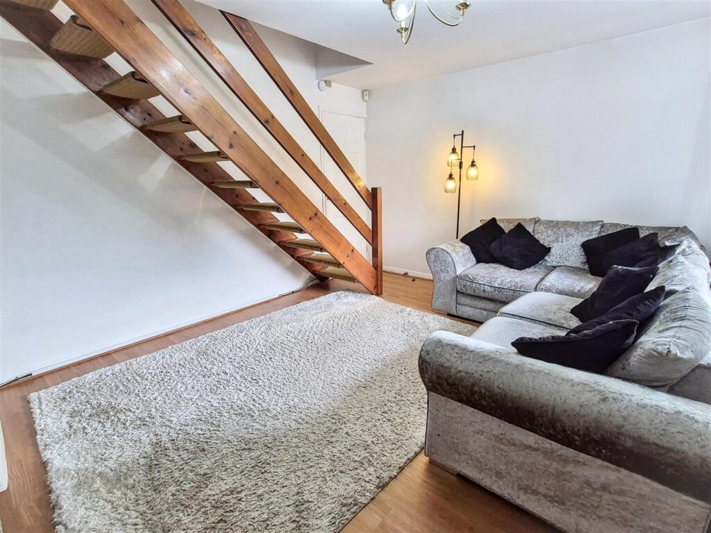 Chatsworth Drive, Werrington, Staffordshire, ST9 0PA