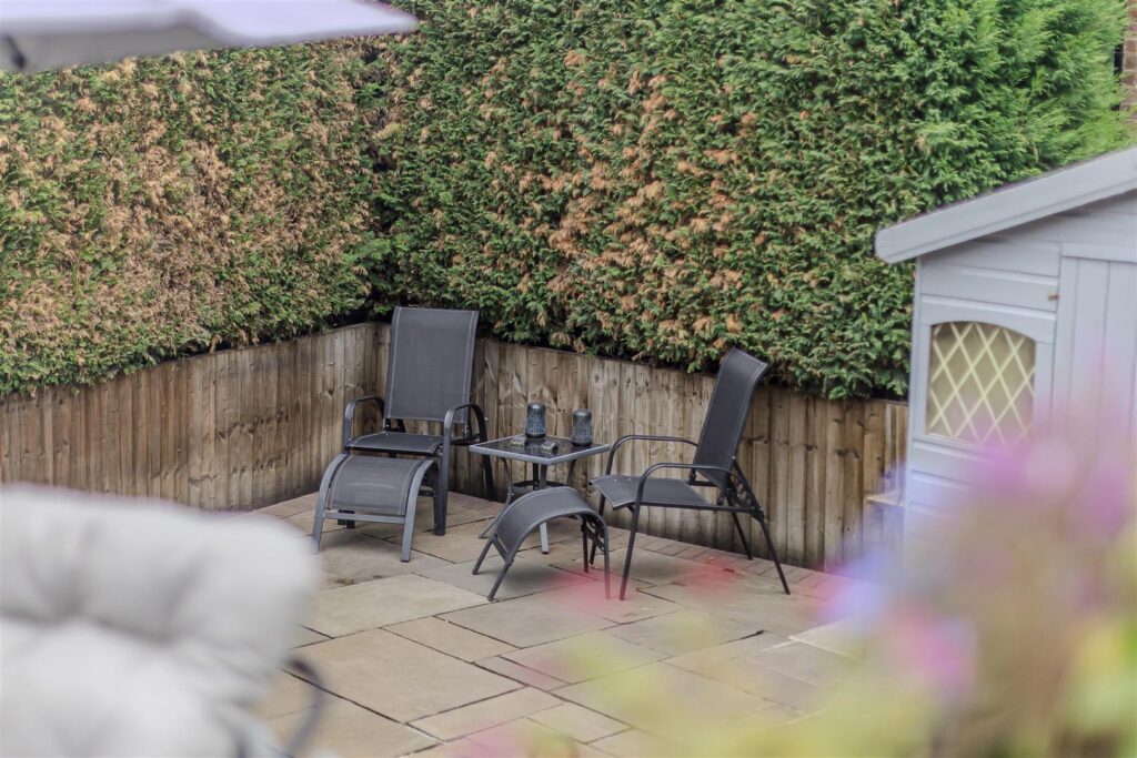 Coopers Close, Leek, Staffordshire, ST13 8JL