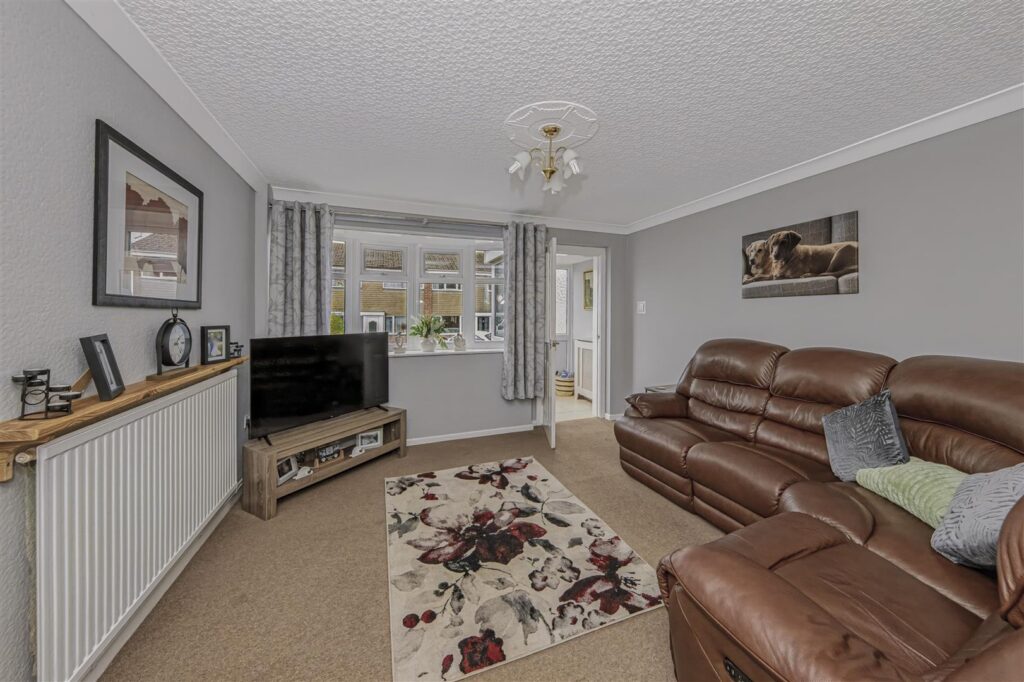 Coopers Close, Leek, Staffordshire, ST13 8JL