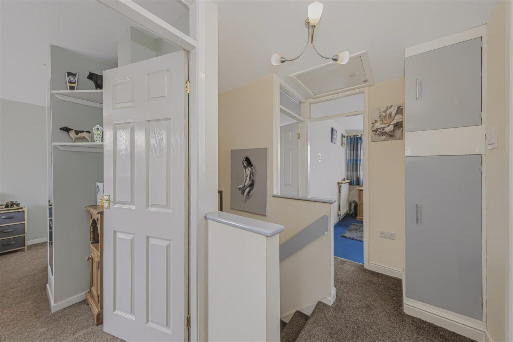 Coopers Close, Leek, Staffordshire, ST13 8JL