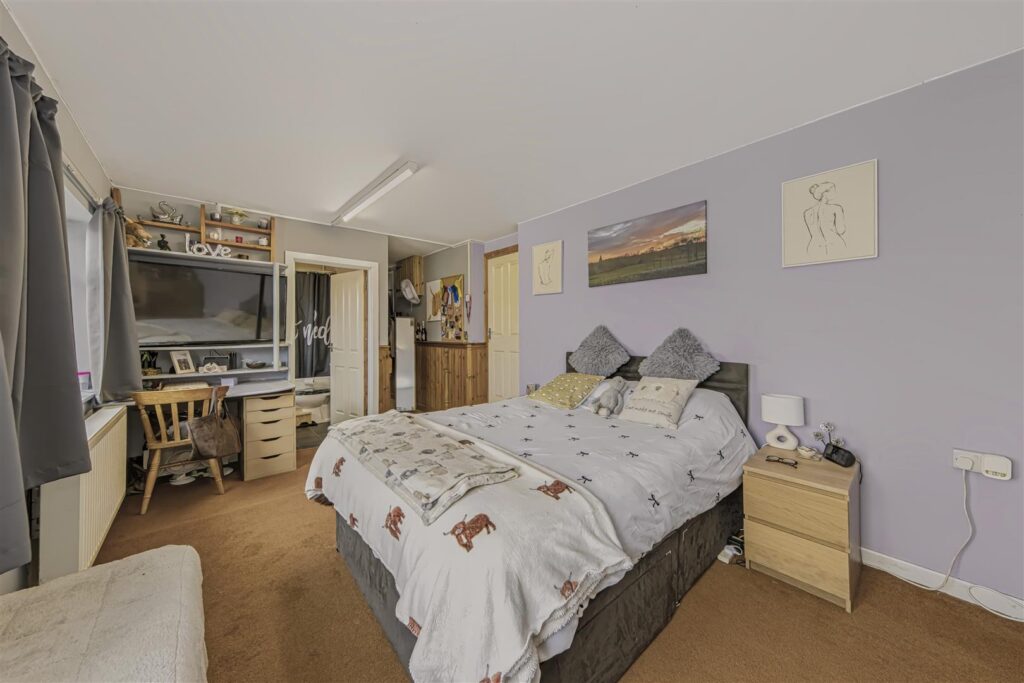 Coopers Close, Leek, Staffordshire, ST13 8JL