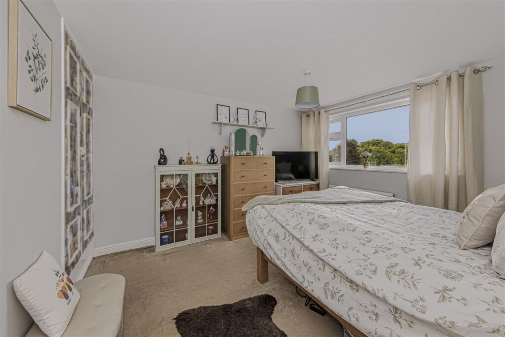 Coopers Close, Leek, Staffordshire, ST13 8JL