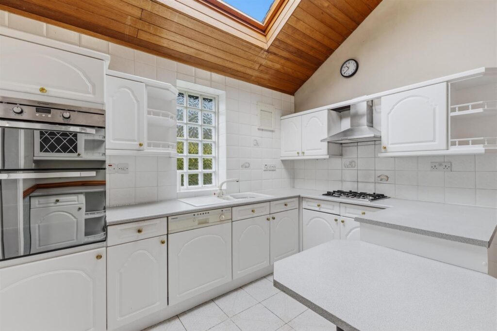 Tunstead Milton, Whaley Bridge, High Peak, SK23 7ER